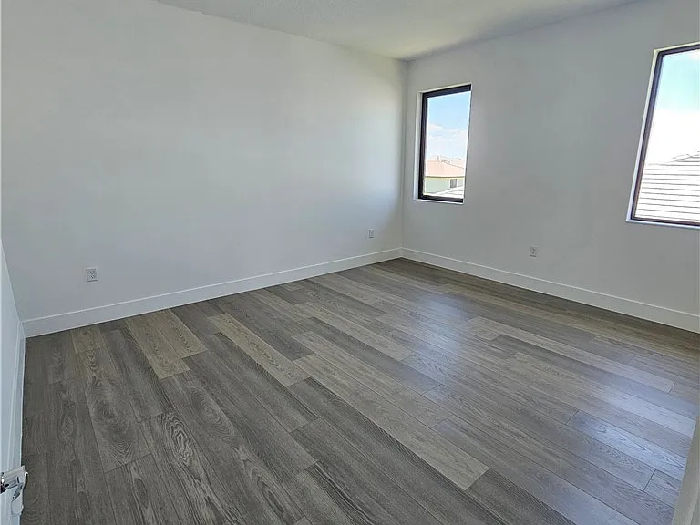 5166 Julienne Rd — Photo 17