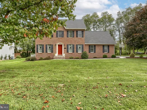 29 Sheeley Ln, Boiling Springs, PA 17007