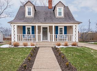 1220 Hillcrest Ave, Saint Joseph, MI 49085