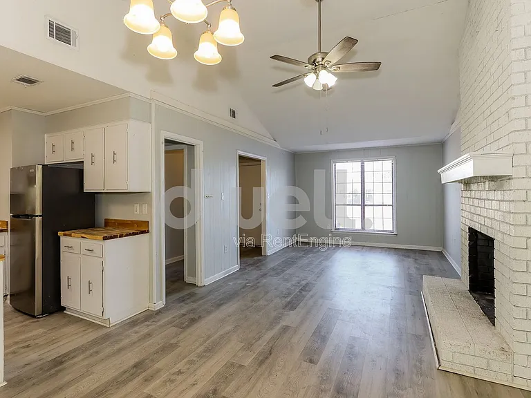 2614 Andorra Dr — Photo 9