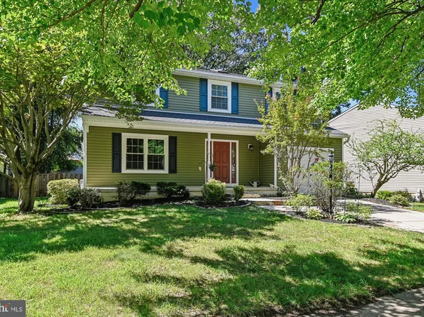 7992 Fox Chase Ln, Glen Burnie, MD 21061