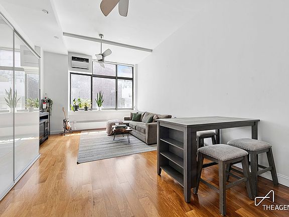 5th image of 372 5th Ave APT 6J