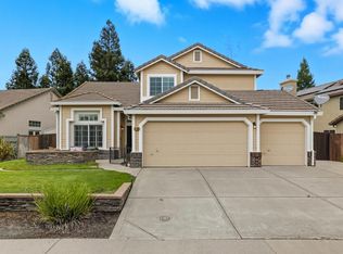 8738 Freesia Dr, Elk Grove, CA 95624