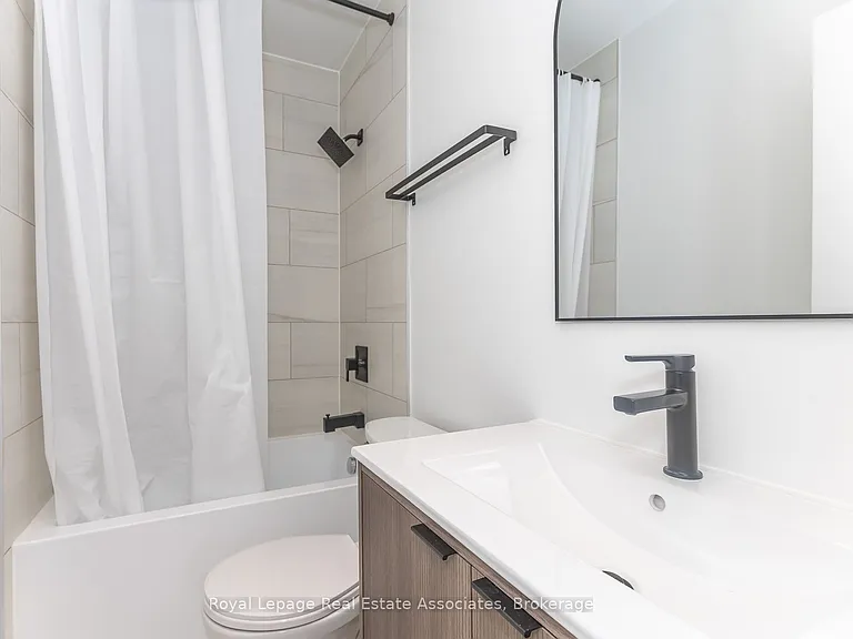 1000 Bathurst St #301 — Photo 24