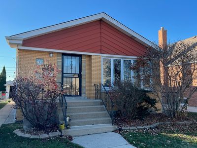 5850 S Nashville Ave, Chicago, IL, 60638