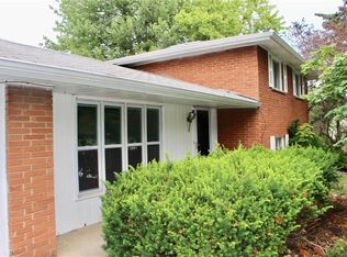 6210 Grauer Rd, Niagara Falls, NY 14305