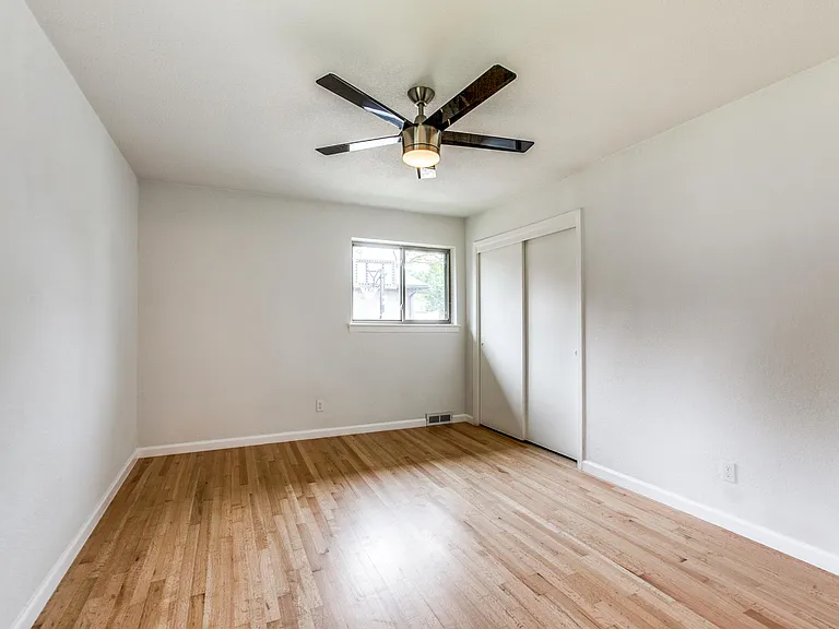3517 Woodleigh Dr — Photo 15