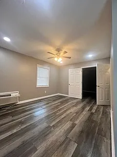 524 S Beltline Blvd — Photo 3