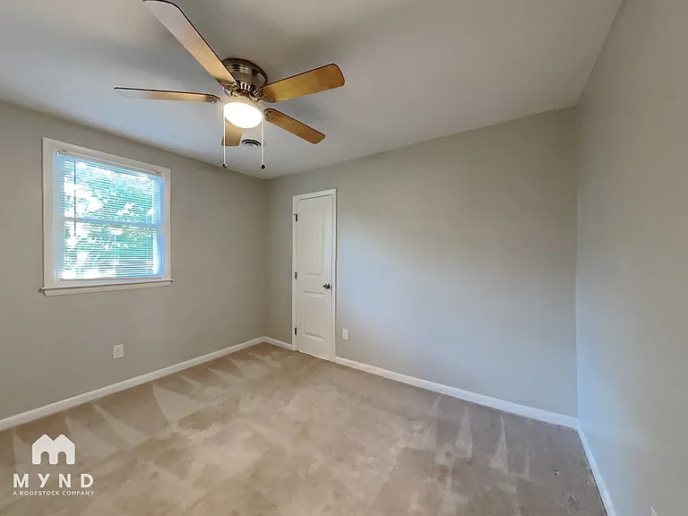 741 Bunche Dr — Photo 8