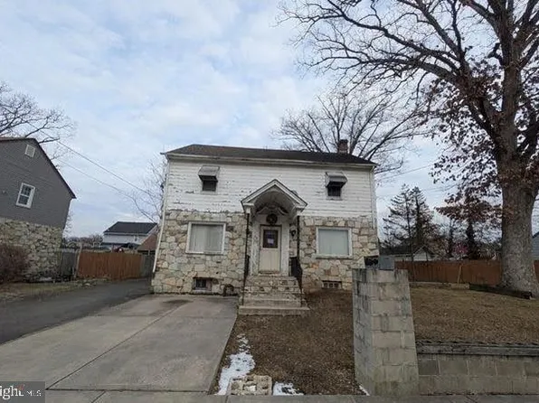 222 Oliver Ave, Trenton, NJ 08618