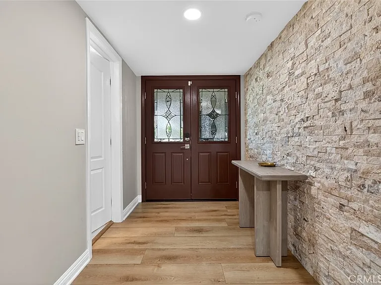 16751 Londelius St — Photo 5