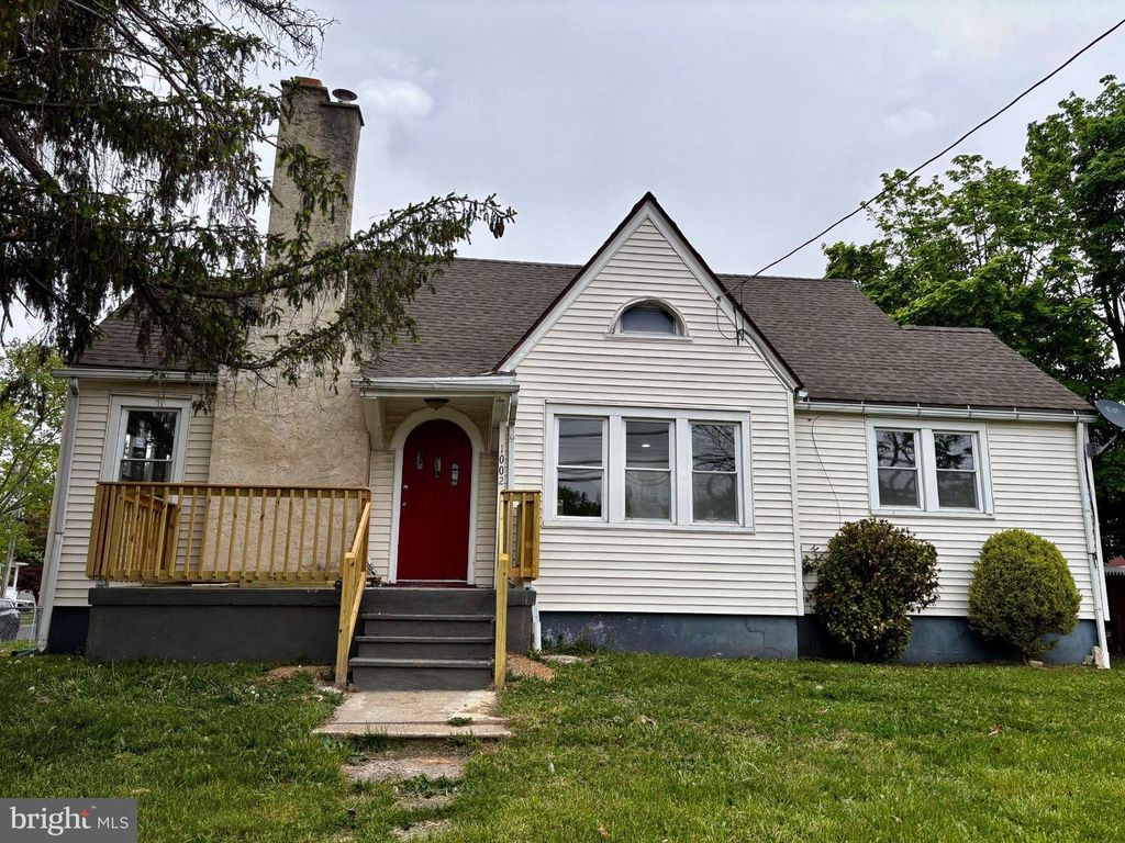 1002 E Chestnut Ave, Vineland, NJ
