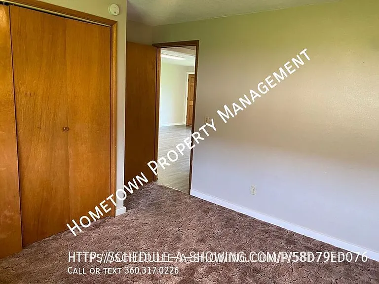 1356 Park Ave E #1 — Photo 12