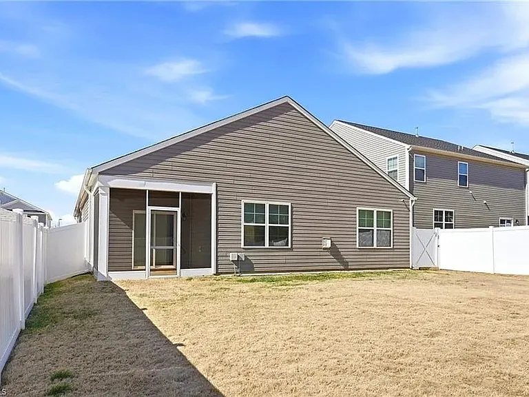 4608 Reedy Creek Farm Cir — Photo 16