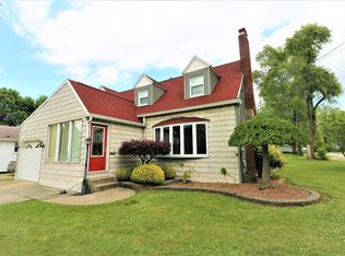 127 Lawrence St, Bellevue, OH 44811