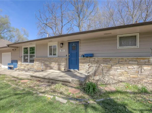 810 Acorn St, Eudora, KS 66025