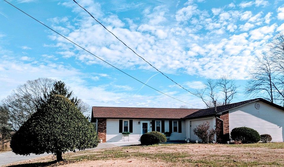 1st image of 912 Kensington Blvd