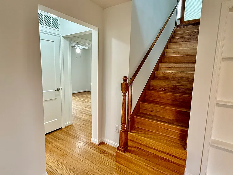 2909 Collins Ave — Photo 6