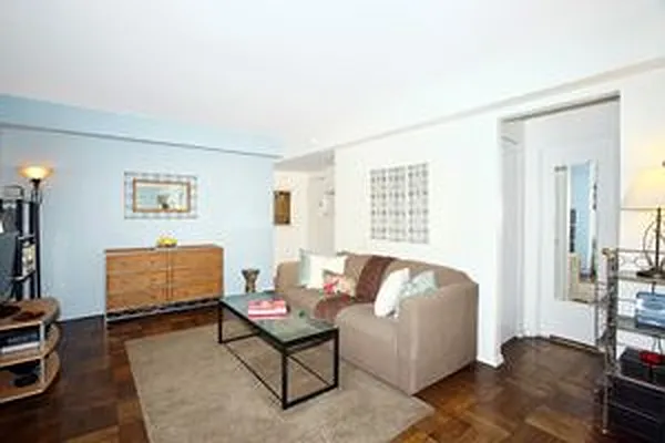 Sold by Douglas Elliman | media 14