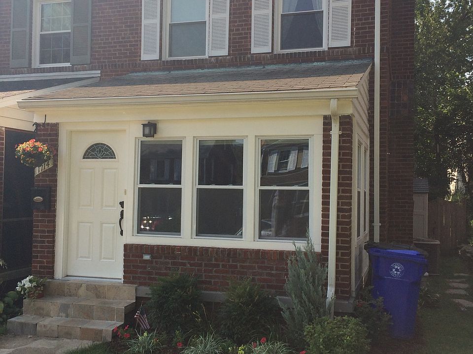 2nd image of 1114 16th St S