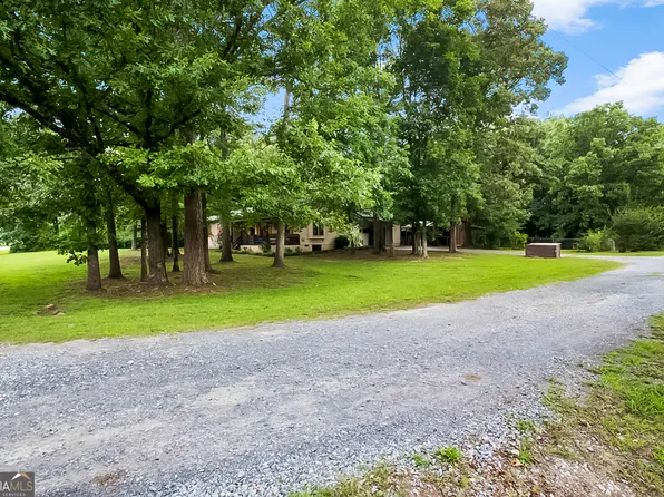 11 Harbour Rd NE, Rome, GA 30165