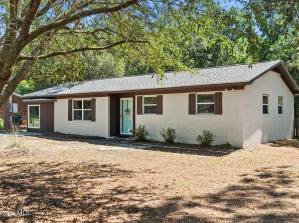 4782 Oakview Drive SE, Southport, NC 28461