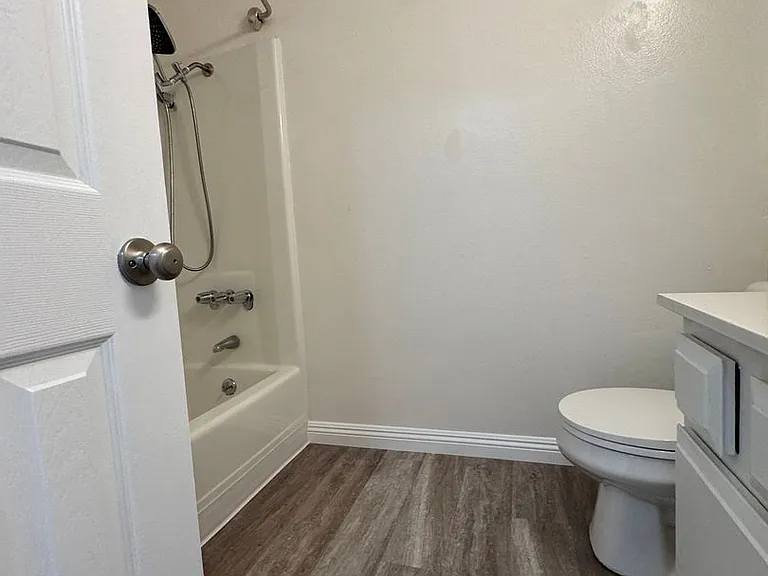 2780 Orange Ave — Photo 13
