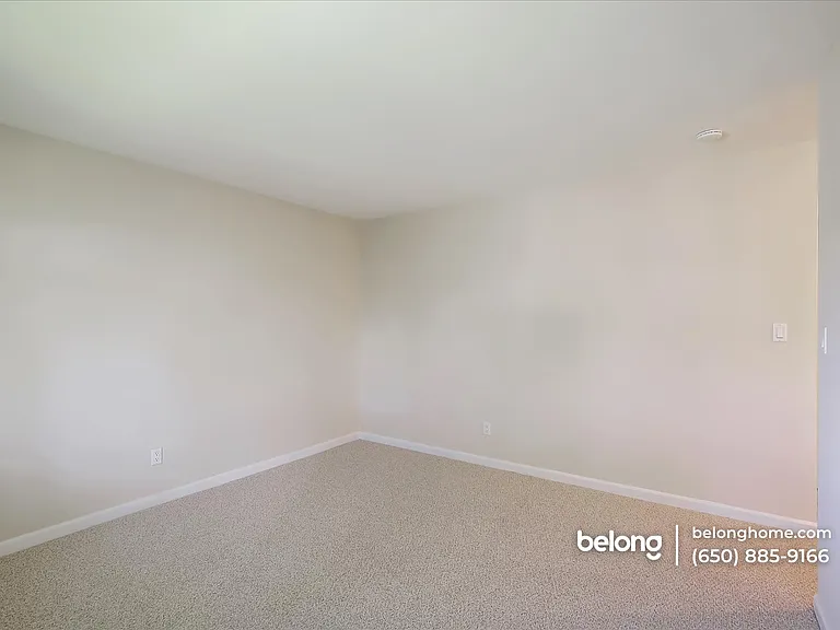121 Player Ct #4 — Photo 12