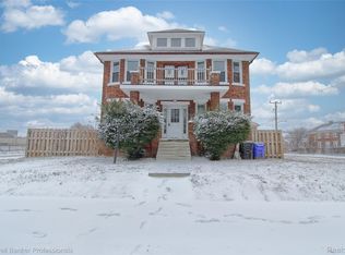 4899 Hillsboro St, Detroit, MI 48204