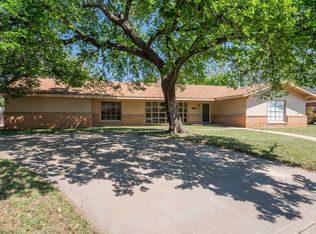5001 Della Dr, Wichita Falls, TX 76302