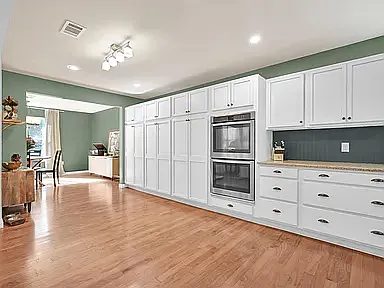 804 Cloverview Dr — Photo 15