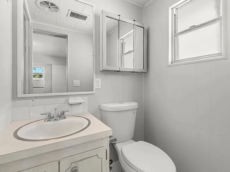 2505 E Bay Dr #88 — Photo 14