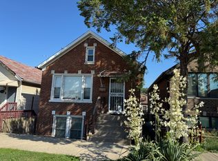 2616 S Hillock Ave #1, Chicago, IL 60608