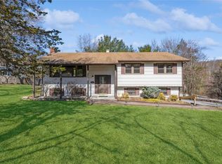 74 Interlochen Pkwy, Monroe, NY 10950