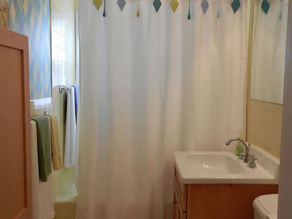 First floor full bath