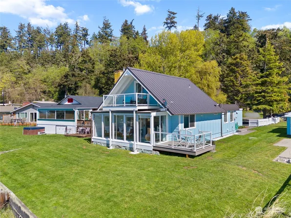 3566 Shell Street, Greenbank, WA 98253