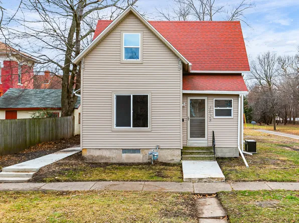 1928 8th Ave, Rock Island, IL 61201