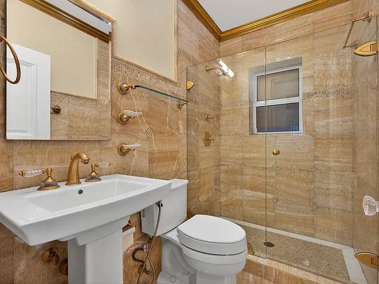 616 Upland Rd — Photo 8