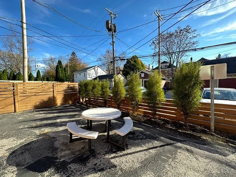 W 3rd Ave 85 NPR — Photo 54