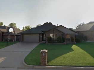 605 Bluegrass Ln, Yukon, OK 73099