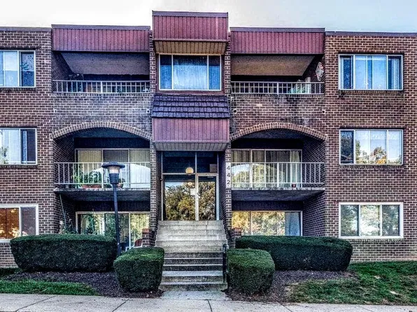442 Girard St APT 287, Gaithersburg, MD 20877