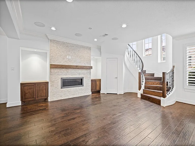13412 Preston Cliff Ct — Photo 4