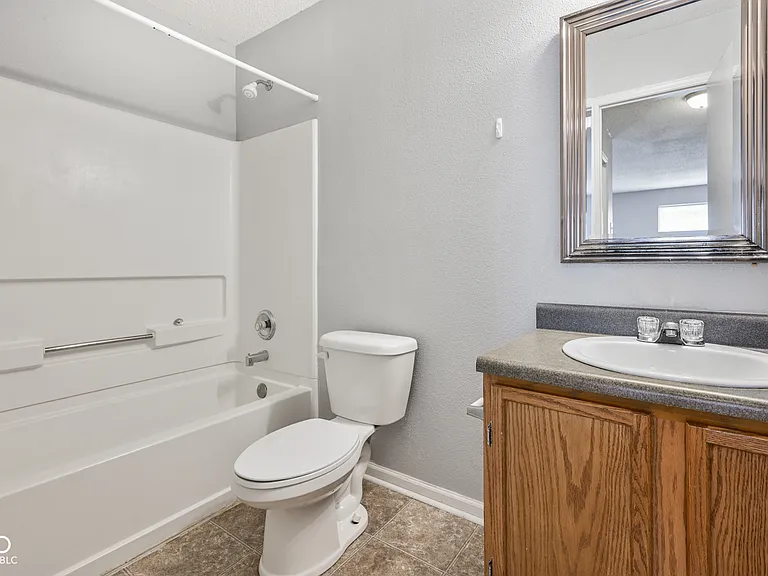 1804 Feather Reed Ln — Photo 8
