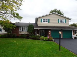 34 Heritage Cir, Syracuse, NY 13209