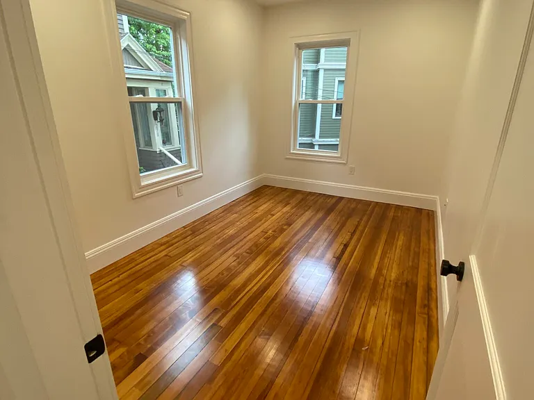 234 Calumet St #1 — Photo 15