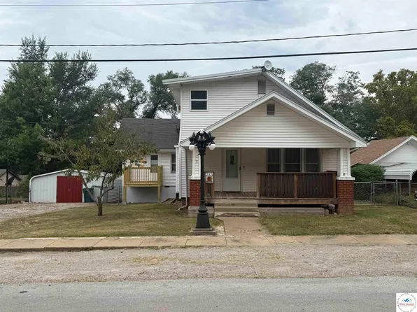 715 Illinois St, Warsaw, MO 65355