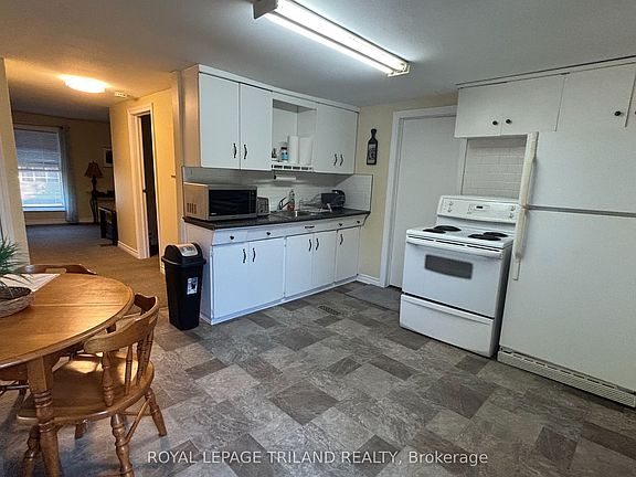 5th image of 279 Charlotte St