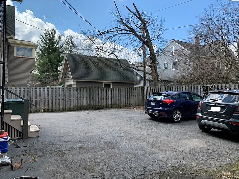 57 Calumet St — Photo 25