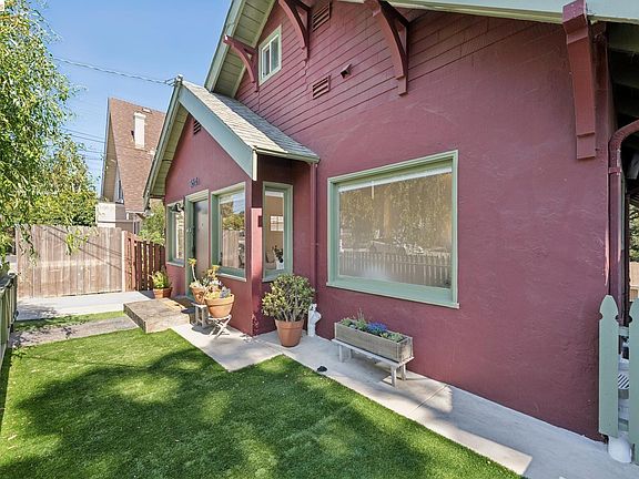 4th image of 364 Lester Ave