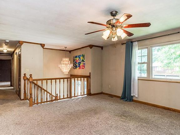 4th image of 830 King Harry Pl